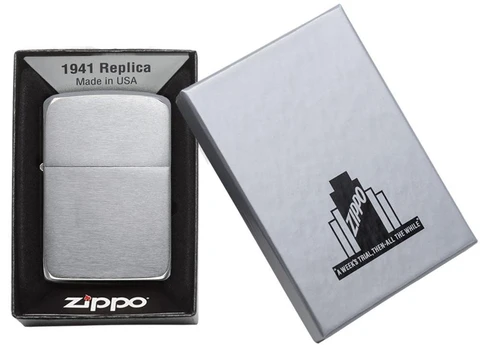 Zippo tulemasin Brushed Chrome 1941 Replica